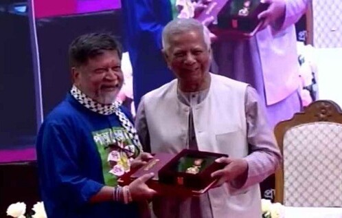 সাফজয়ী নারী ফুটবল দলসহ ১৮ ব্যক্তিকে একুশে পদক তুলে দিলেন প্রধান উপদেষ্টা