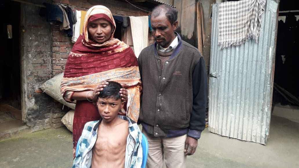 গাইবান্ধায় চতুর্থ শ্রেনীর ছা‌ত্রের হার্টে ছিদ্র, টাকার অভাবে হচ্ছে না চিকিৎসা