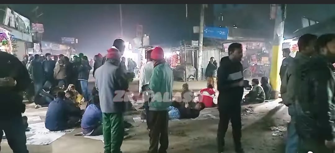 বিএনপির সভাপতি পদে দুই প্রার্থীর ভোট সমান হওয়ায় হাতাহাতি ও সড়ক অবরোধ