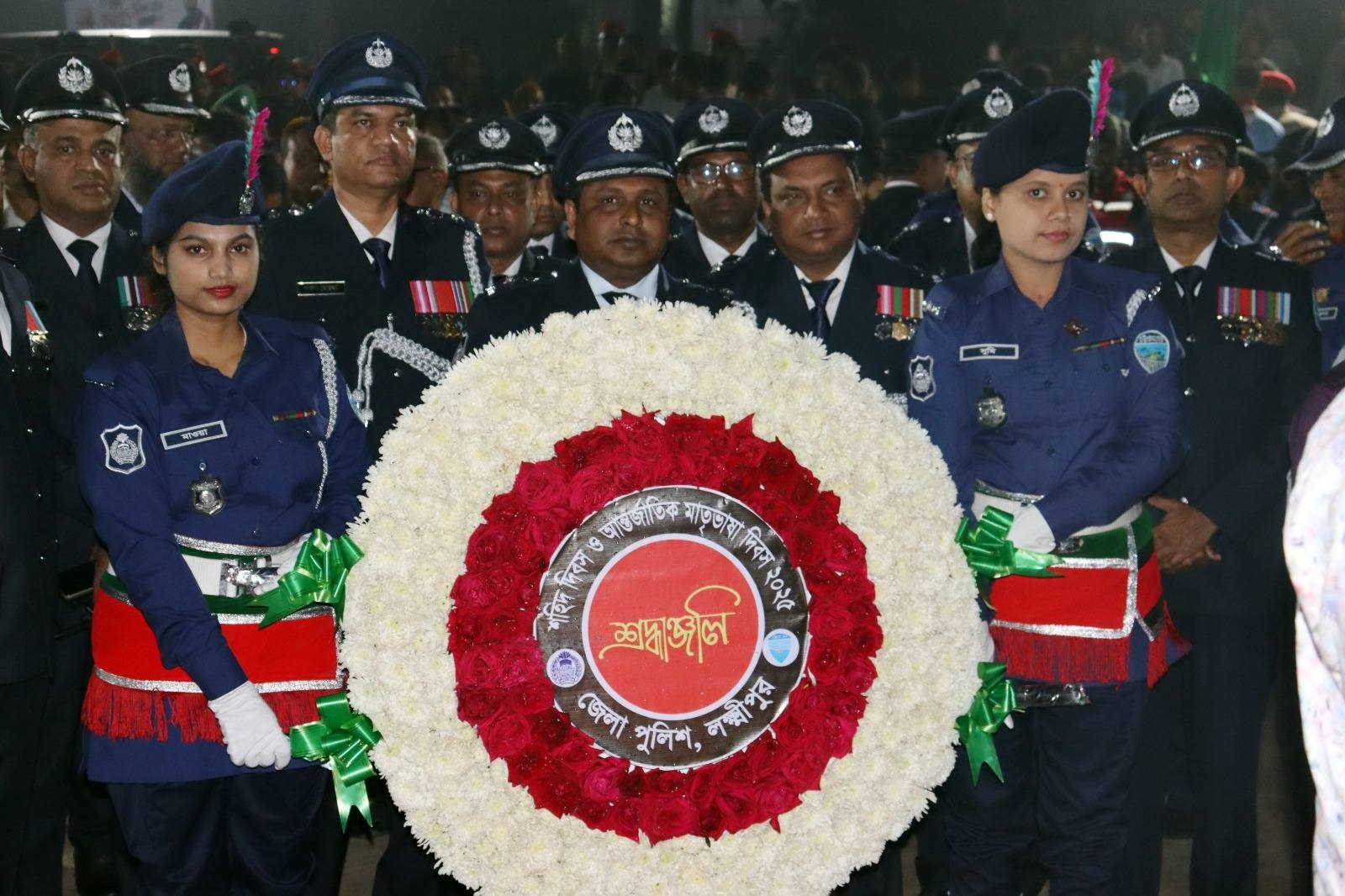 ভাষা দিবসে লক্ষ্মীপুরে শহীদ মিনারে ফুলেল শ্রদ্ধা