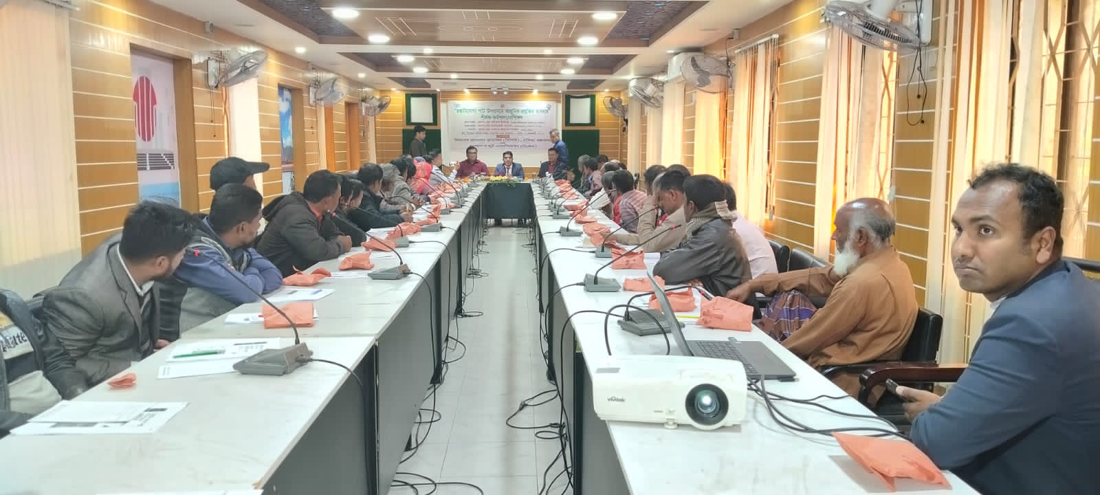 ঠাকুরগাঁওয়ে বিজেএ’র পাটচাষী প্রশিক্ষণ কর্মশালা ঠাকুরগাঁও জেলা প্রতিনিধি :