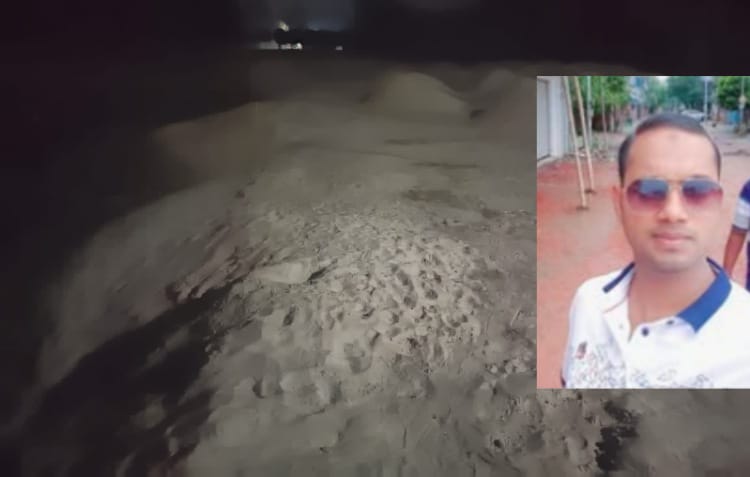 ডাঁশমারীতে মতিহার থানাকে ম্যানেজ করে পলাশের পুকুর ভরাট