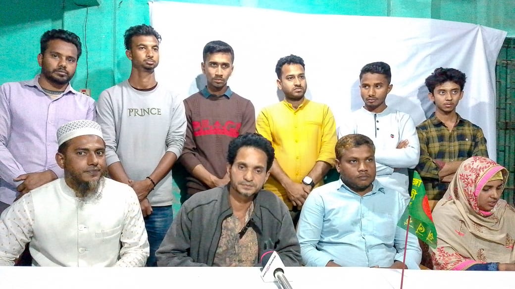 কাহারোলে মাহি ও জাকিয়া হত্যার আসামিদের ফাঁসির দাবিতে সংবাদ সম্মেলন