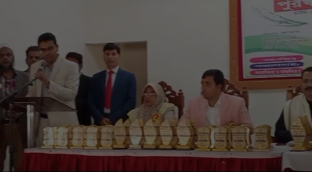 কালিহাতীতে ইনতিজার শিশু বৃত্তি পরীক্ষার পুরস্কার বিতরণ