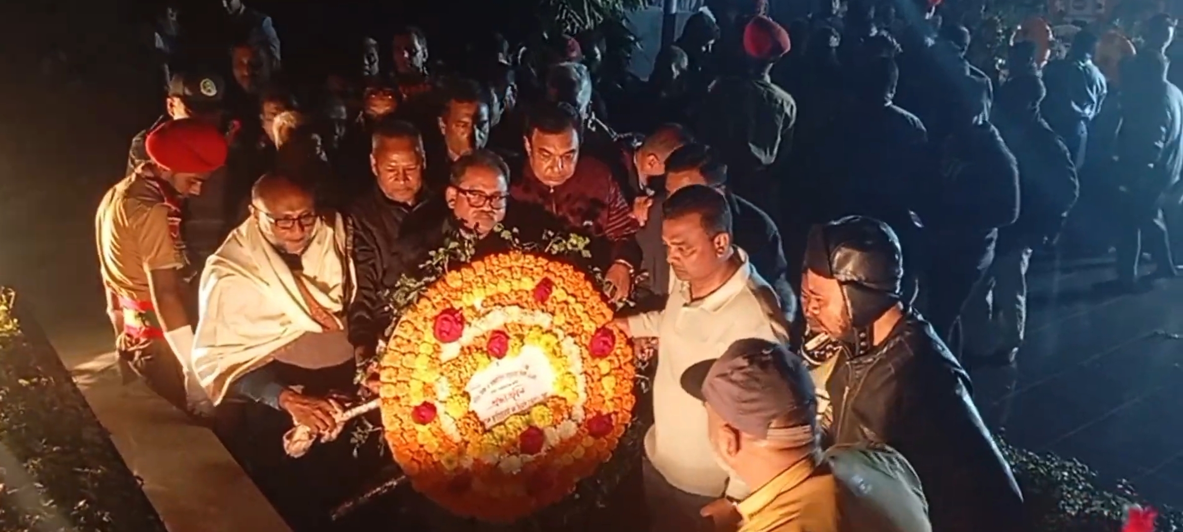 ঠাকুরগাঁও: মহান ভাষা শহীদদের প্রতি শ্রদ্ধাঞ্জলি অর্পণ