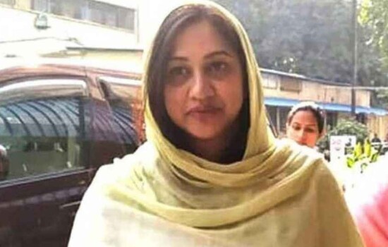 দেশে ফিরেছেন কোকোর স্ত্রী শর্মিলা