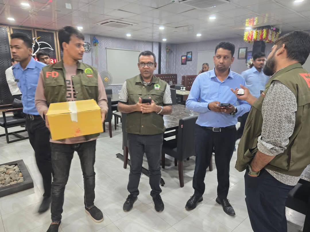 কক্সবাজারের কলাতলী পানকৌড়ি রেস্টুরেন্ট থেকে ১১টি কচ্ছপ উদ্ধার