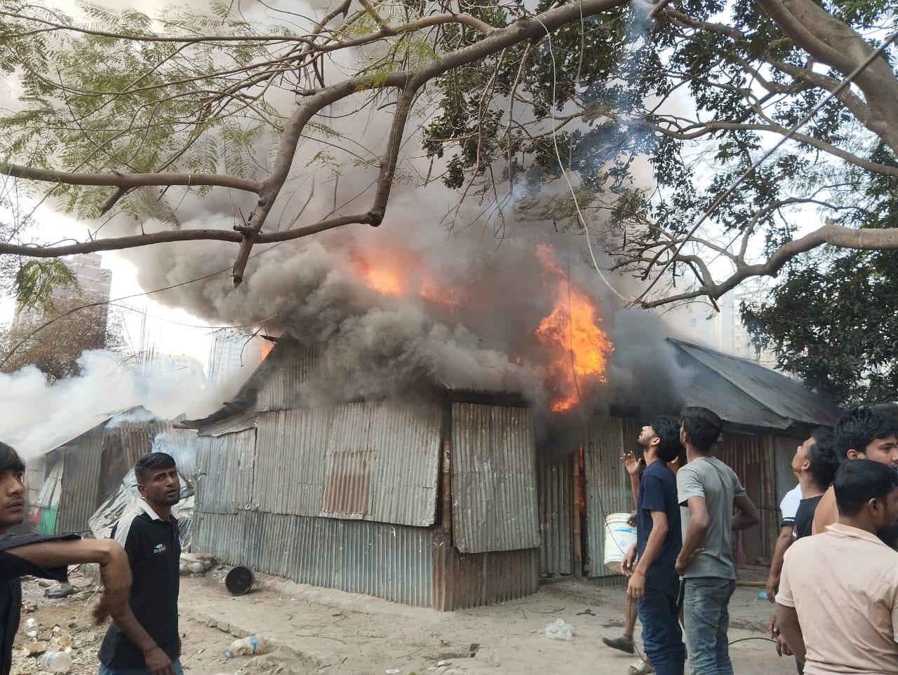 ভাষানটেকে বিআরপি বস্তিতে আগুন