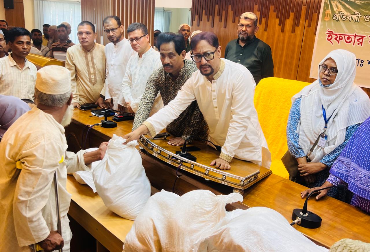 প্রতিবন্ধীরা সমাজের বোঝা নয়: মেয়র ডা. শাহাদাত