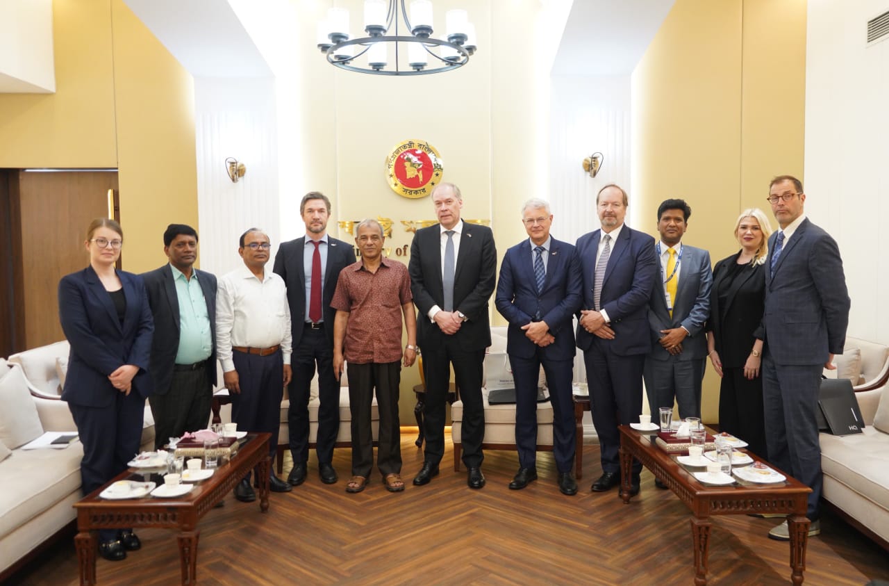 বাংলাদেশে ফিনল্যান্ডের দূতাবাস খোলার অনুরোধ স্বরাষ্ট্র উপদেষ্টার