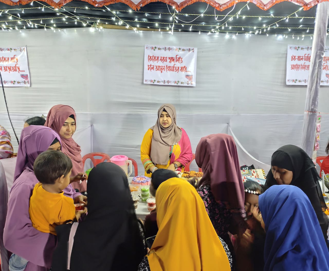 বাংলা নববর্ষ ১৪৩২ উদযাপন: কুমিল্লার দুর্গাপুর নারীদের উদ্যোগে জমজমাট বৈশাখী মেলা