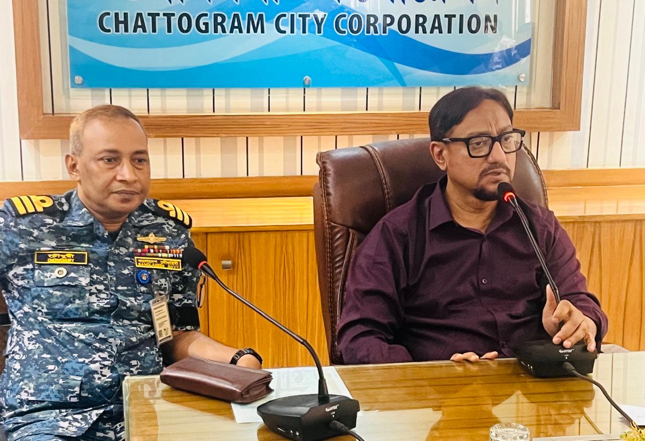 পরিচ্ছন্নতা ও মশক নিয়ন্ত্রণে নিজেই মাঠে নামার ঘোষণা মেয়রের