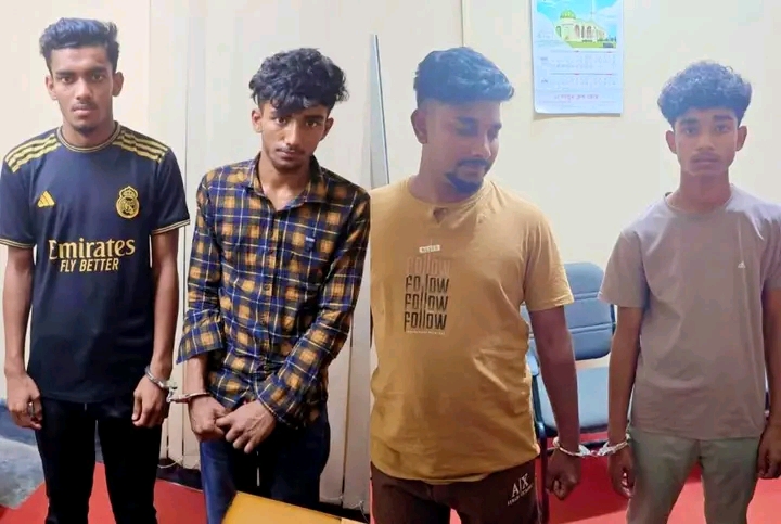বগুড়ায় পুলিশের উপর কিশোর গ্যাং এর হামলার ঘটনায় গ্রেফতার ৪