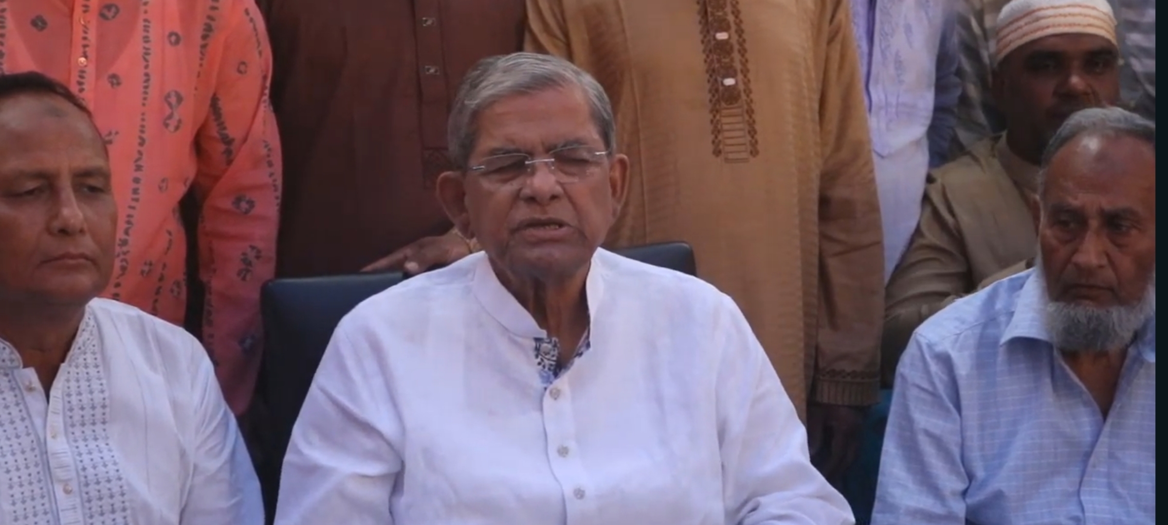 ঐক্যমতের ভিত্তিতে বর্তমান সরকারের সংষ্কার সুপারিশগুলো নির্বাচিত সরকার বাস্তবায়ন করবে : ঠাকুরগাঁওয়ে মির্জা ফখরুল 