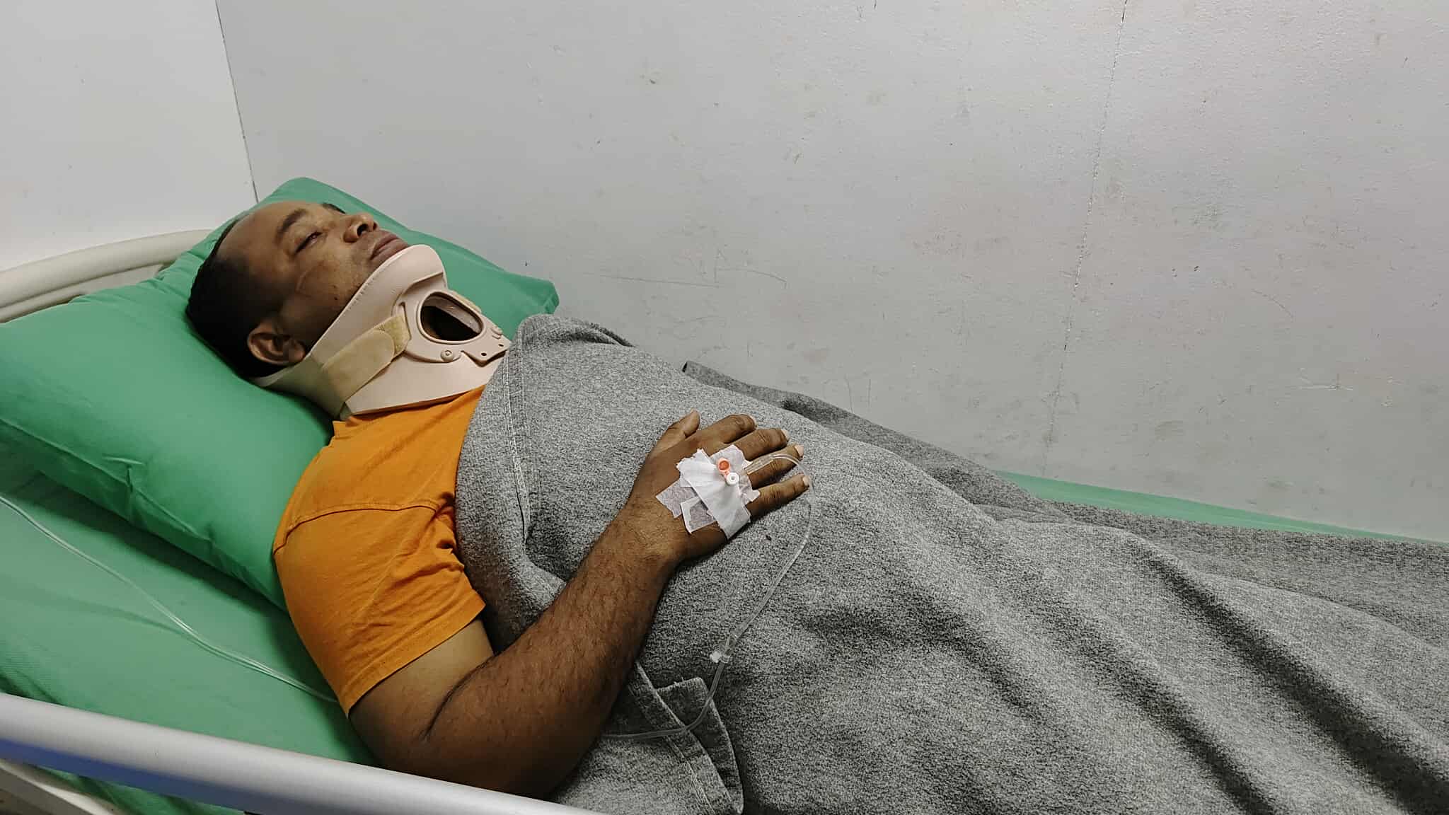 পূর্ব বিরোধের জেরে রূপগঞ্জে সাংবাদিকের ওপর সন্ত্রাসী হামলা