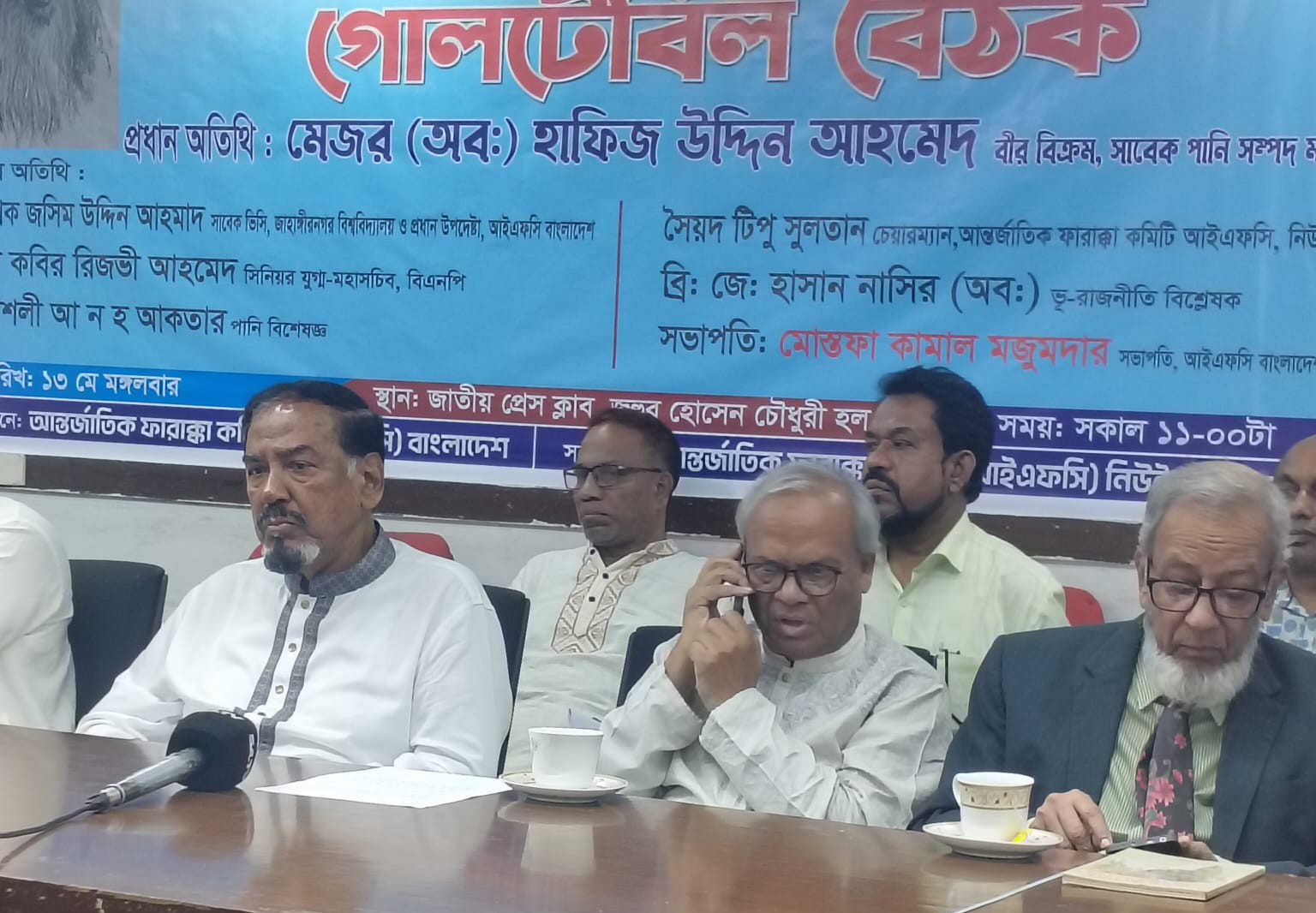 মানবিক করিডর নিয়ে সরকার সবাইকে অন্ধকারের মধ্যে রেখেছে, মেজর (অব.) হাফিজ উদ্দিন আহমেদ।