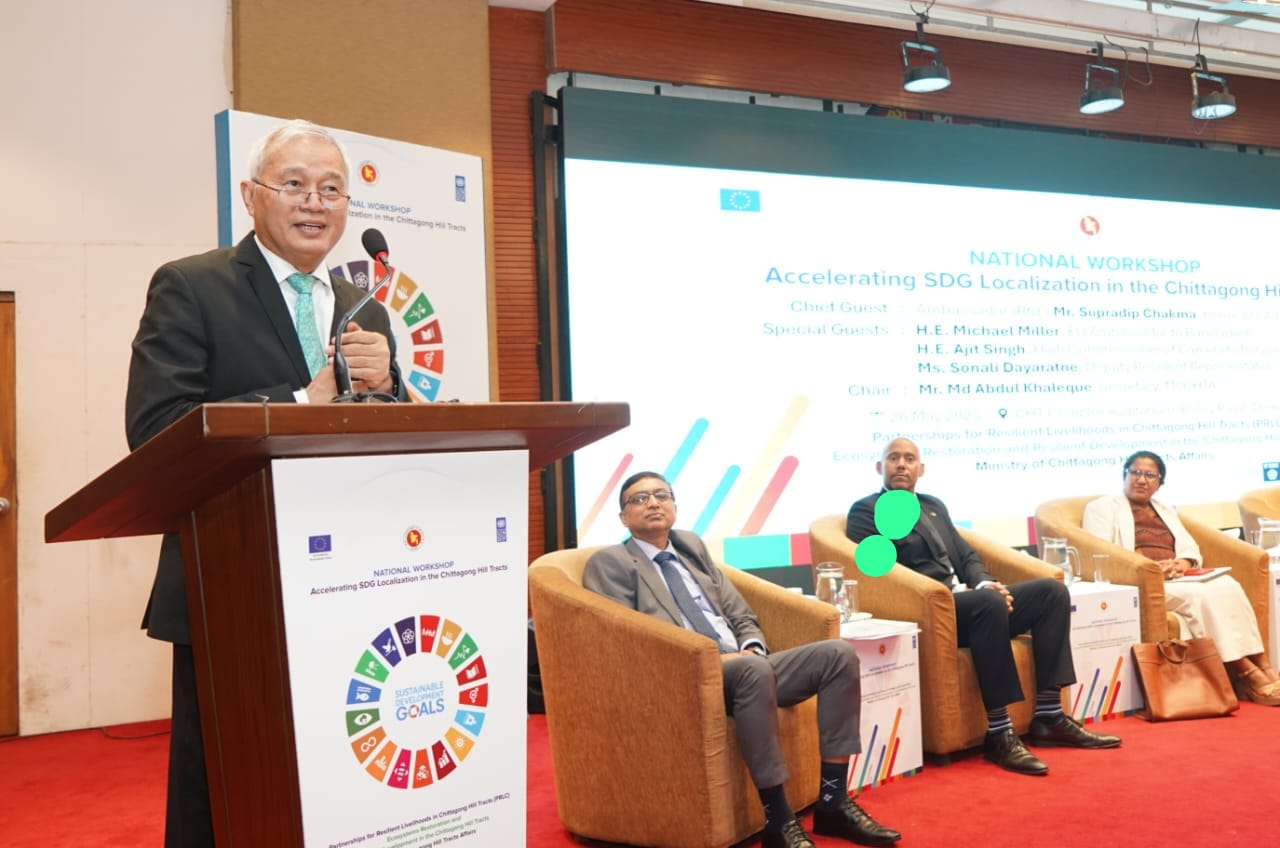 আমরা পার্বত্য চট্টগ্রামের জনগোষ্ঠীকে দেশের মূল স্রোতধারার সাথে এক করতে চাই- পার্বত্য উপদেষ্টা