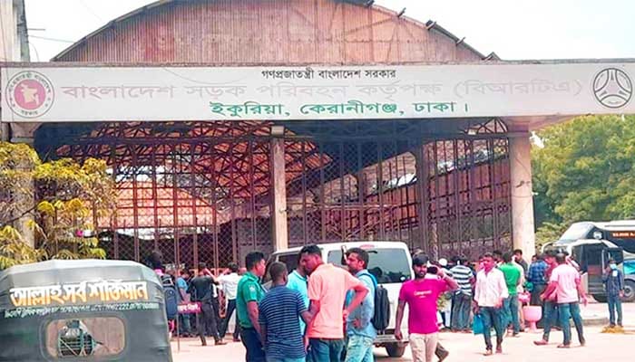 ইকুরিয়া বিআরটিএ হয়ে উঠেছে দুর্নীতির স্বর্গ রাজ্য