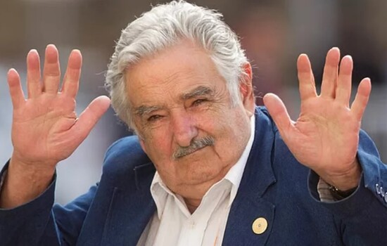 ‘বিশ্বের সবচেয়ে দরিদ্র প্রেসিডেন্ট’ আর নেই