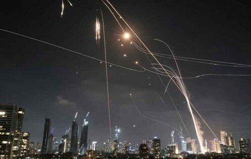 যুদ্ধে রাতেই কেনো হামলা চালানো হয়