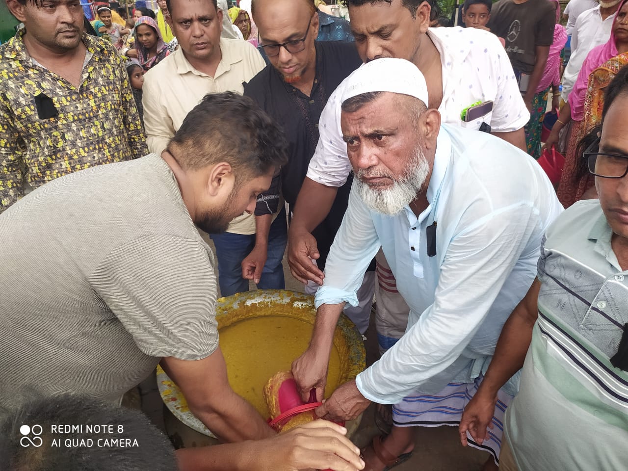 শহীদ প্রেসিডেন্ট জিয়াউর রহমানের ৪৪ তম শাহাদাত বার্ষিকী উপলক্ষে ছয়ফুল্লা কান্দি ইউনিয়ন বিএনপি’র মিলাদ মাহফিল ও তবারক বিতরণ অনুষ্ঠিত