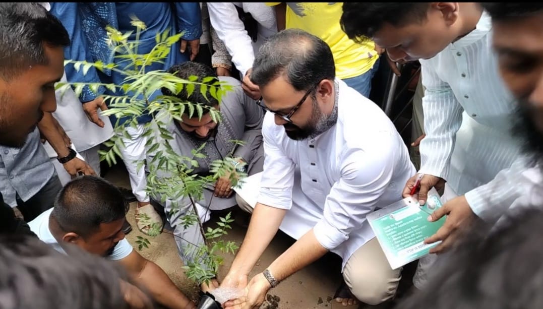রূপনগরে বিএনপির বৃক্ষরোপণ কর্মসূচি: ২০ হাজার নিমগাছ রোপণের উদ্যোগ ঘোষণা আমিনুল হকের