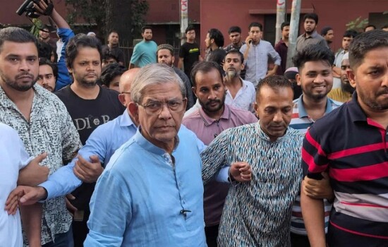 প্রশিক্ষণ বিমান দুর্ঘটনা: আহতদের দেখতে বার্ন ইনস্টিটিউটে মির্জা ফখরুল