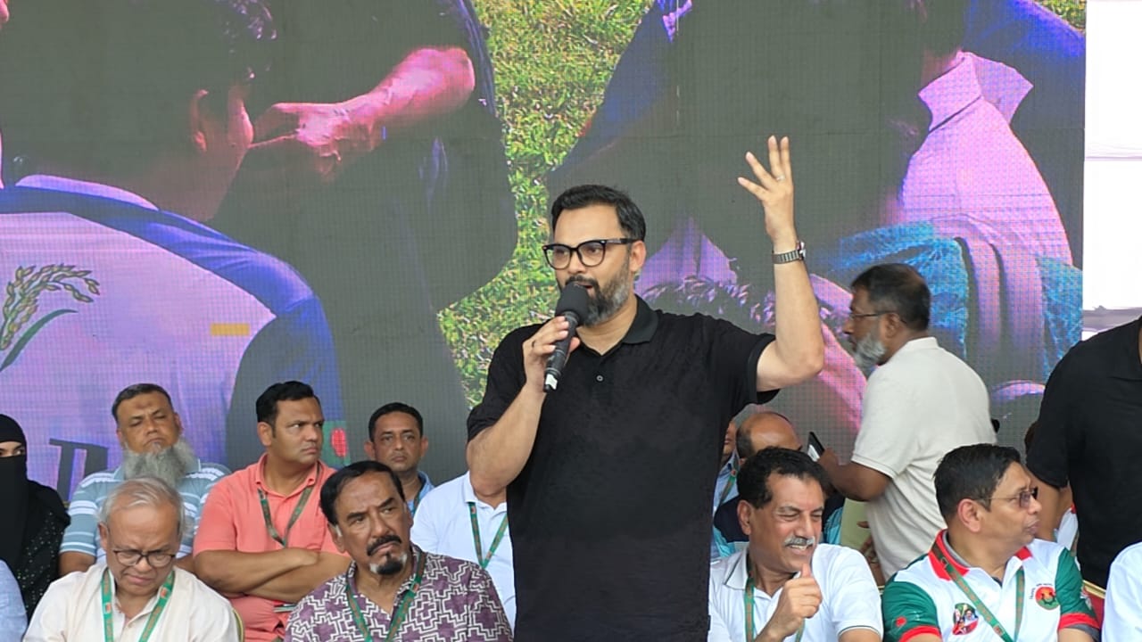 মানবিক বাংলাদেশ গড়ার প্রত্যয়ে, ঐক্যবদ্ধভাবে সবাইকে এগিয়ে যেতে হবে – আমিনুল হক