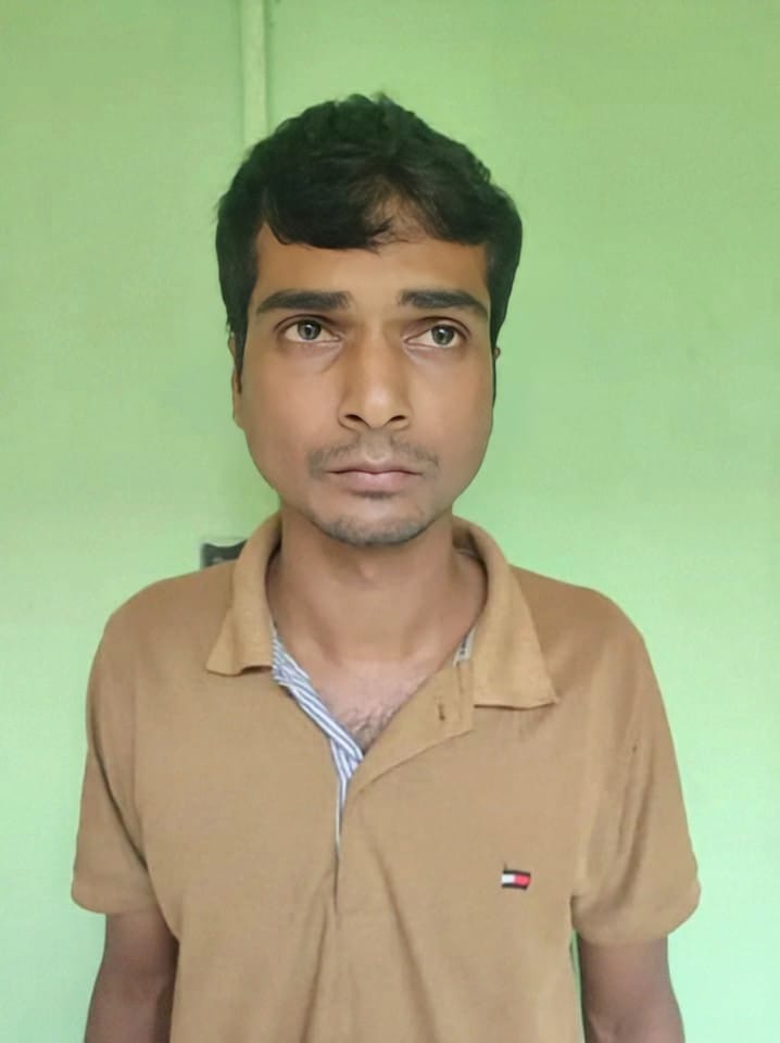 ২ মাস পর স্কুল ছাত্রীকে ঢাকা গাজীপুর থেকে  উদ্ধার  কাহারোলে স্কুলছাত্রীকে অপহরণ ও ধর্ষণ। ধর্ষক গ্রেফতার