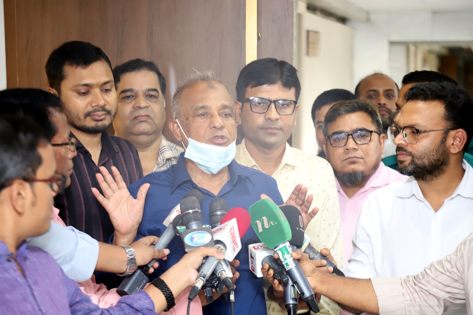 ০৫ আগস্ট ঘিরে কোনো ধরনের নিরাপত্তা শঙ্কা নেই- স্বরাষ্ট্র উপদেষ্টা