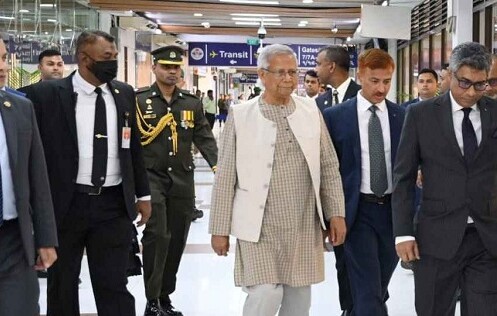 তিনদিনের সফরে মালয়েশিয়ার পথে প্রধান উপদেষ্টা