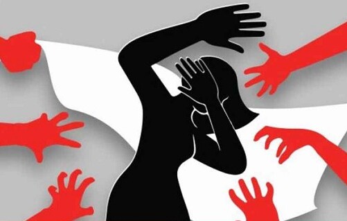 স্কুলছাত্রীকে অজ্ঞান করে দলবদ্ধ ধর্ষণ ও ভিডিও ধারণ, অতঃপর…