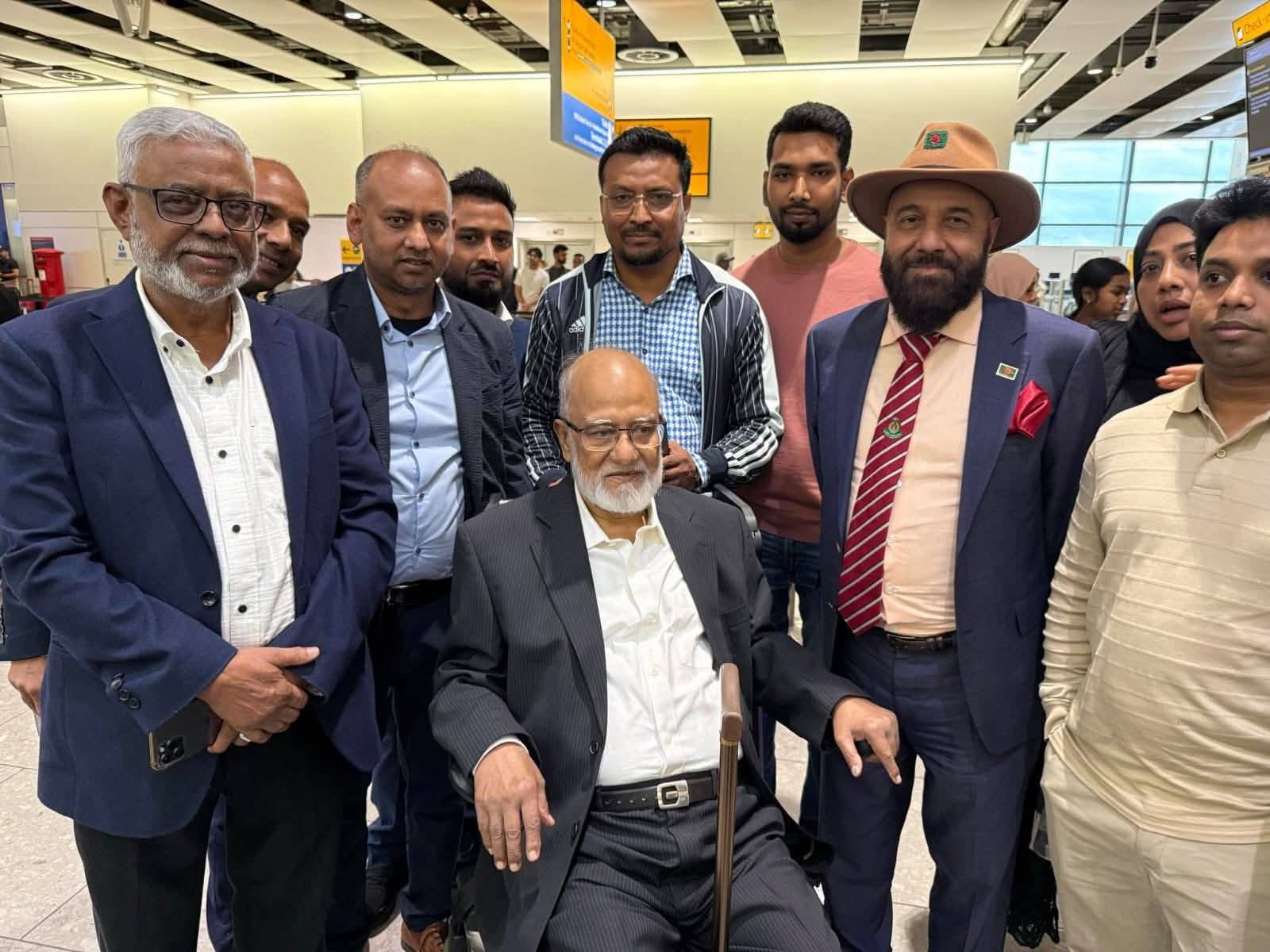 লন্ডন থেকে চিকিৎসা শেষে দেশে উদ্দেশ্যে রওনা দিলেন ড.খন্দকার মোশাররফ হোসেন 