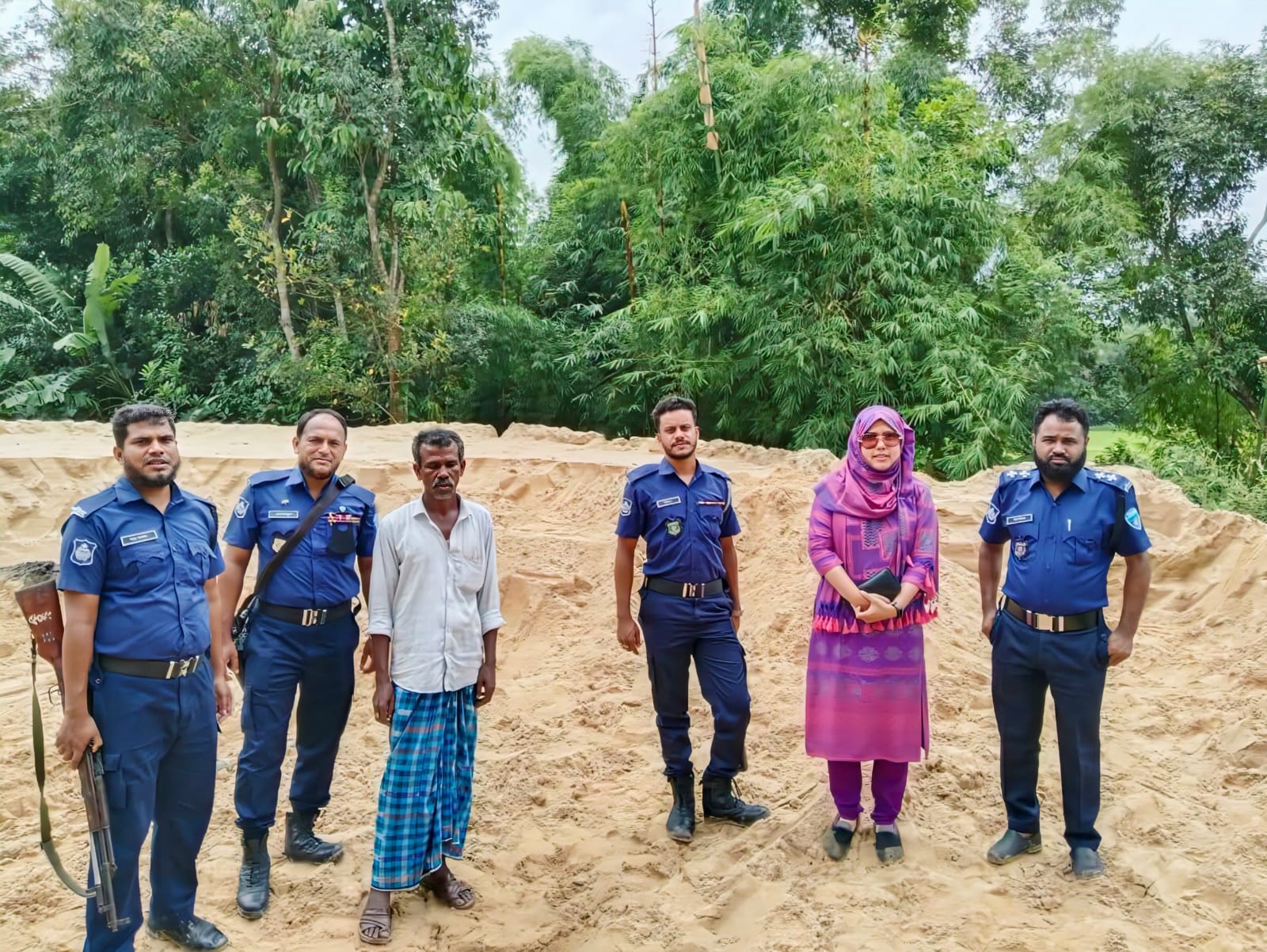 রামগড়ে ফসলি জমির মাটি কেটে শ্রেণি পরিবর্তনের অভিযোগে মোটা অঙ্কের জরিমানা