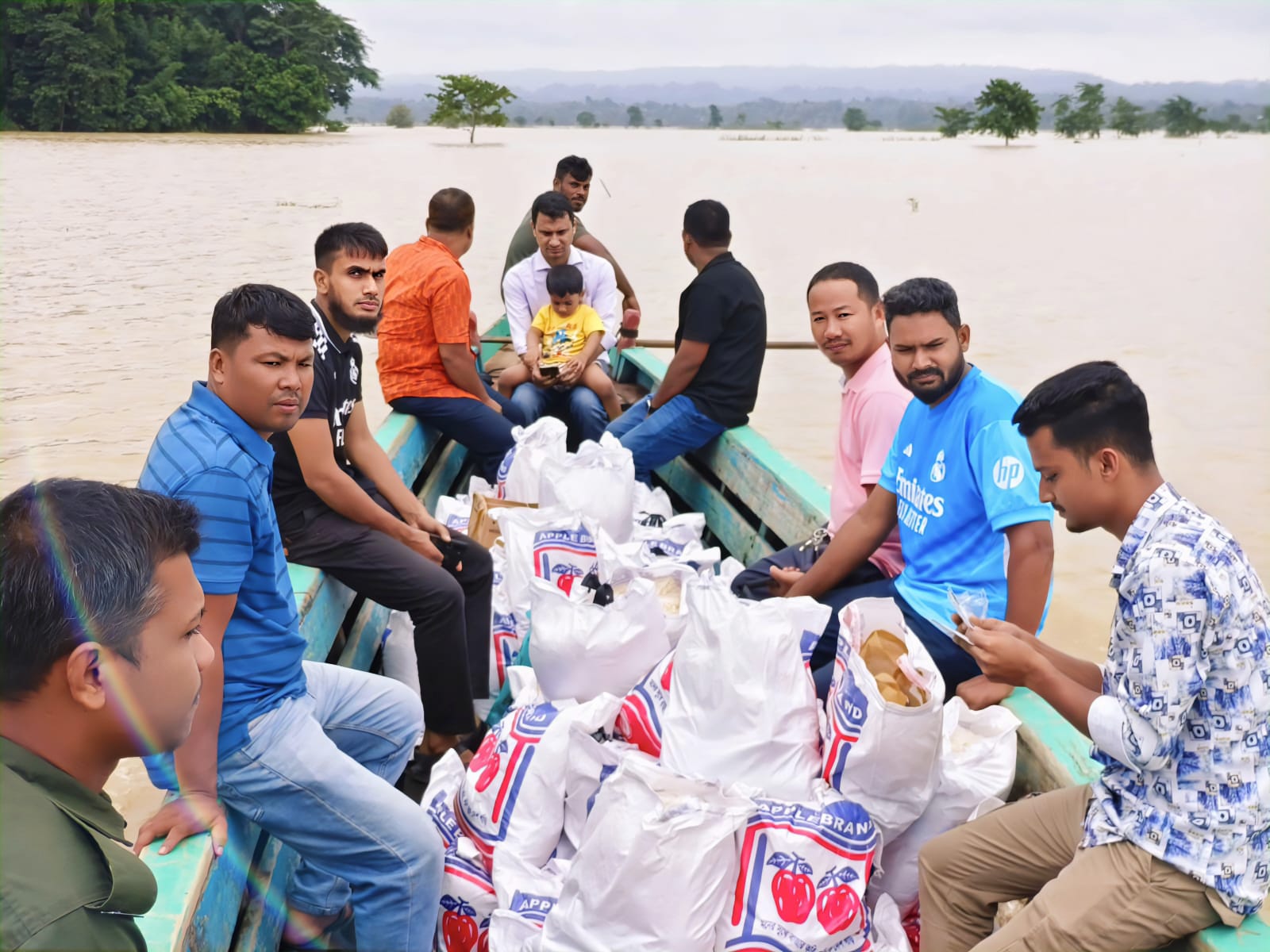 মহালছড়িতে বন্যা পরিস্থিতি: কাপ্তাই লেকের পানি বৃদ্ধিতে দুইশ পরিবার পানিবন্দি