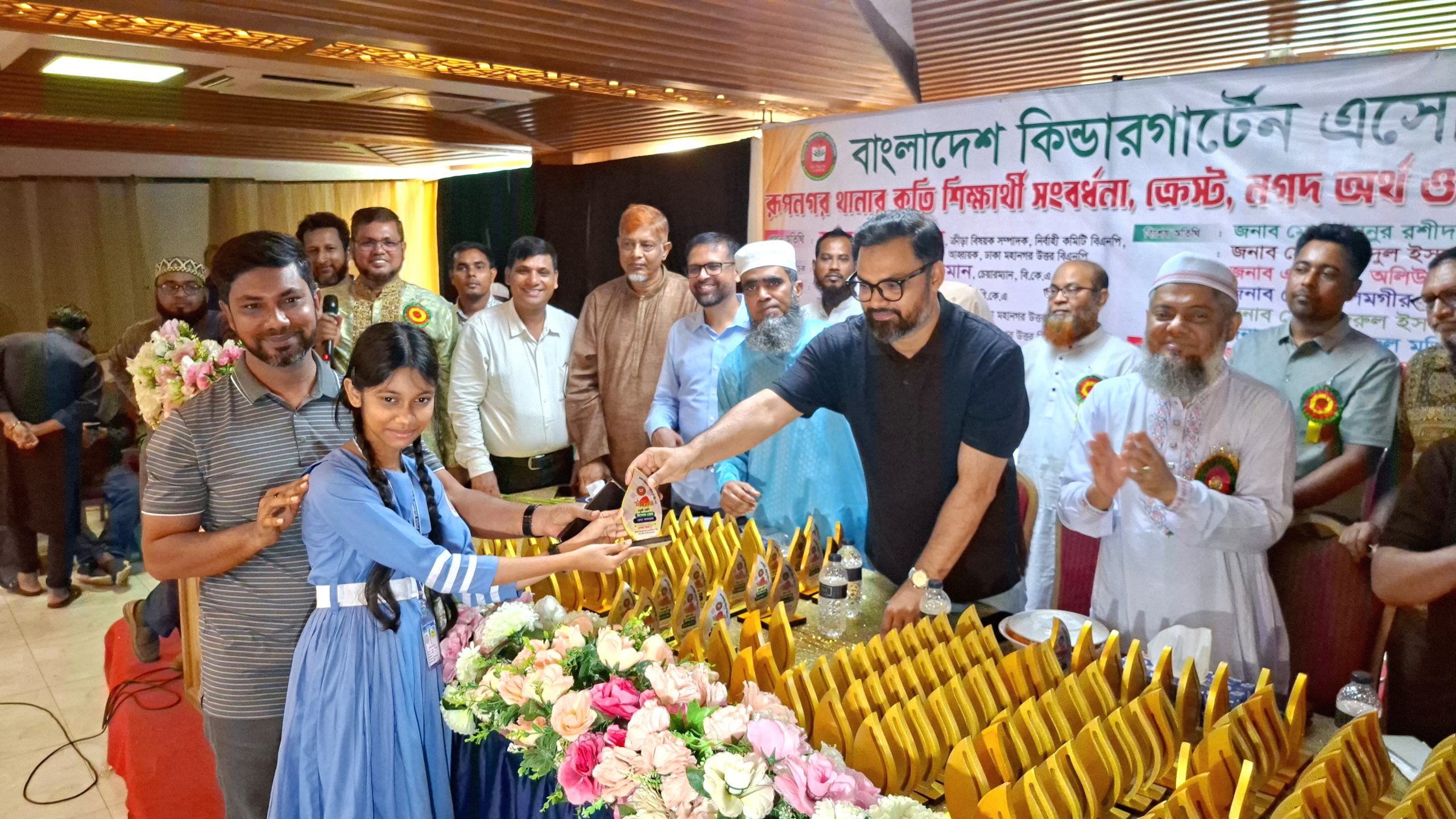 শিক্ষায় বৈষম্য দূর, খেলাধুলা বাধ্যতামূলক – আমিনুল হক