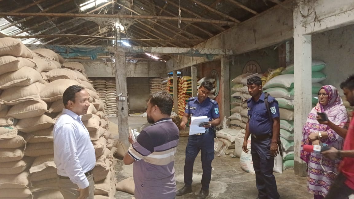 জনগনকে বোকা ভেবেছে চাল কালোবাজারি সিন্ডকেট
