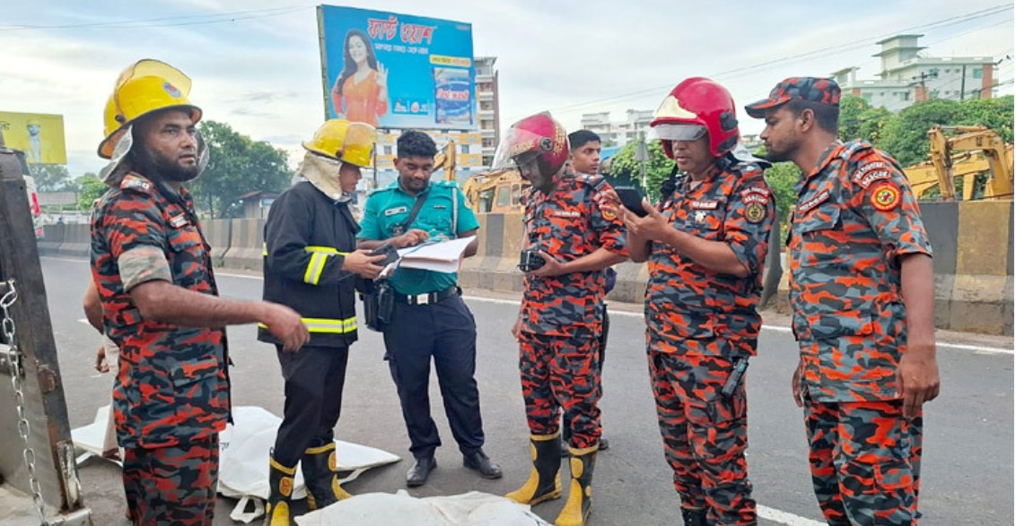 চট্টগ্রামে পিকআপ-কাভার্ডভ্যানের সংঘর্ষে ৫ মাছ ব্যবসায়ী নিহত