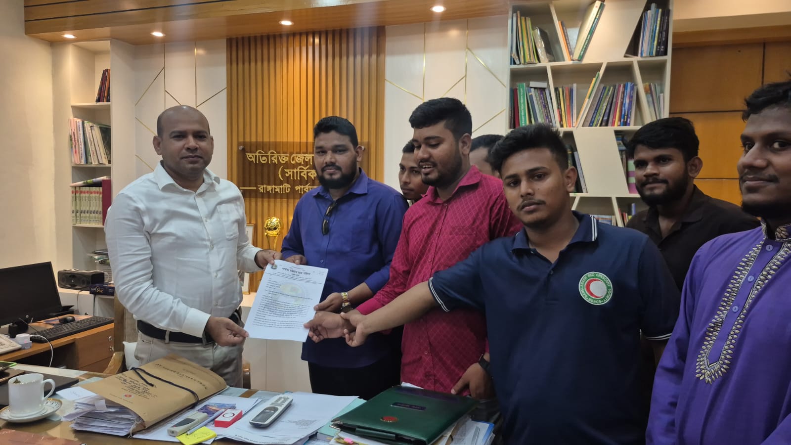 বাজারফান্ড জমি বন্ধক রেখে ঋণ দেওয়ার দাবিতে পিসিসিপির স্মারকলিপি প্রদান