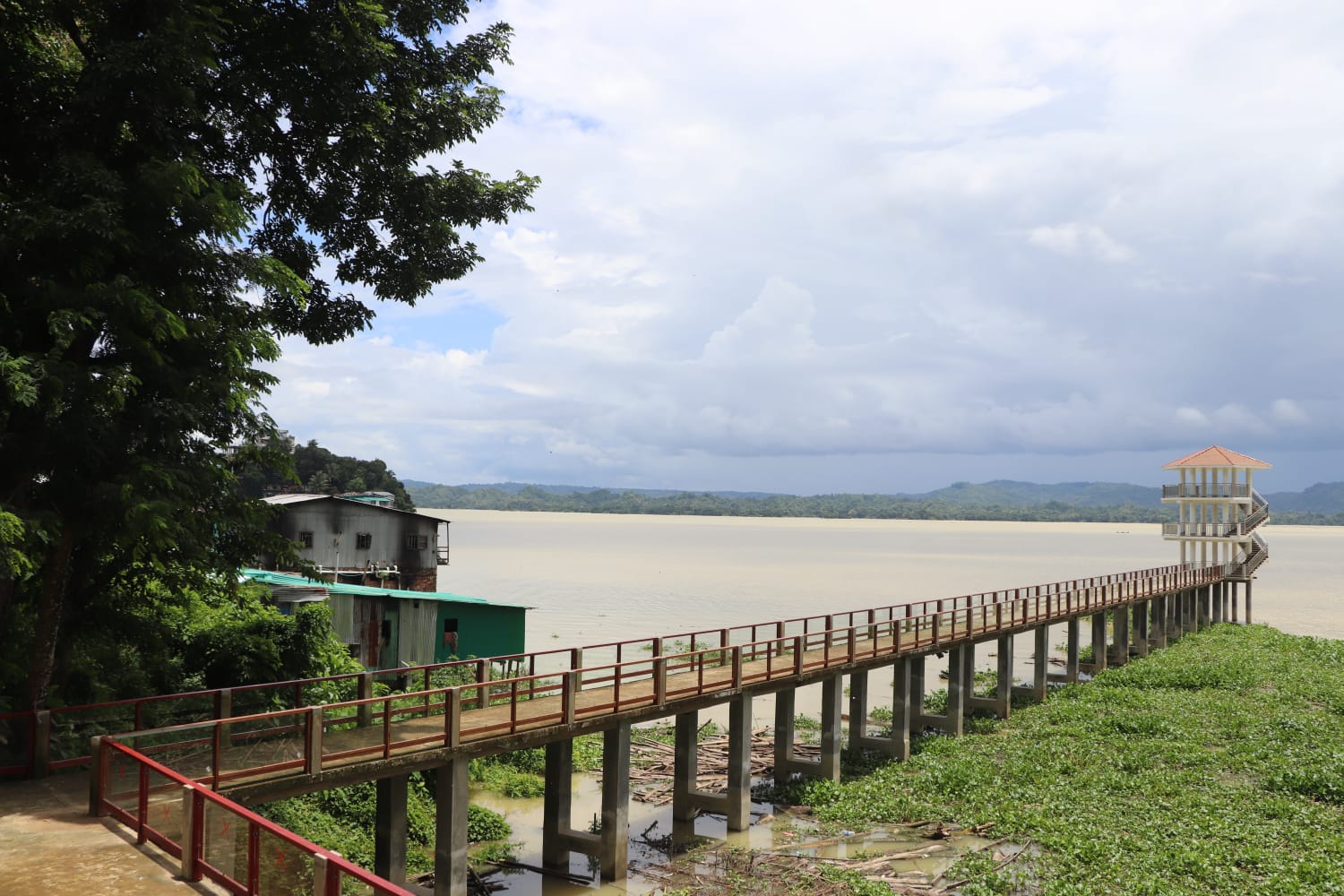 রাঙামাটির শিশু পার্কে ওয়াচ টাওয়ার: পর্যটনের নতুন দিগন্ত