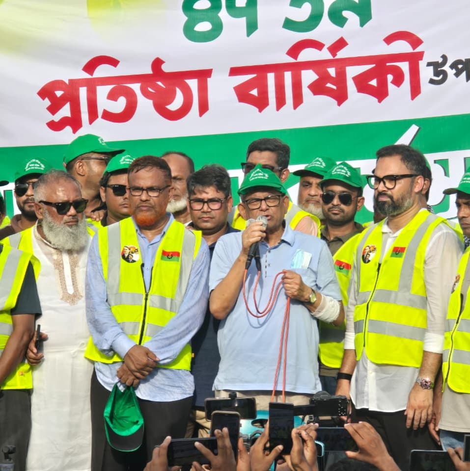 হাসিনা দেশ থেকে পালালেও শয়তানি ছাড়ে নাই : মির্জা ফখরুল