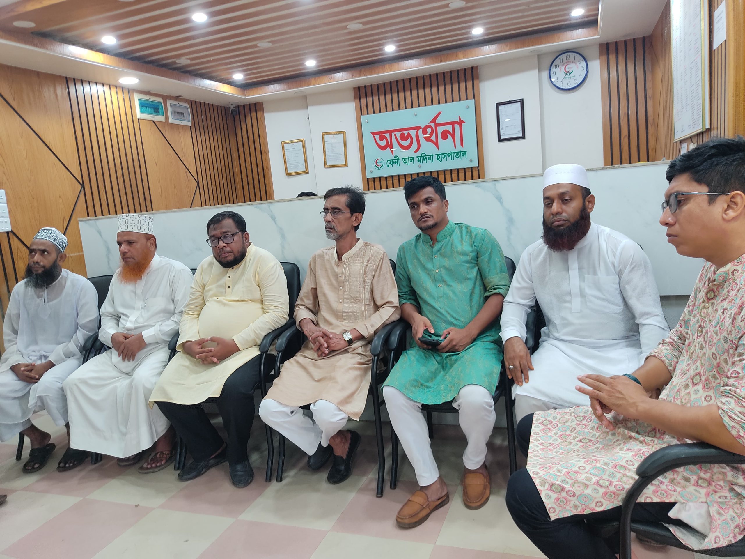 ফেনী আল মদিনা হসপিটালের নতুন অ্যাম্বুলেন্স সার্ভিসের উদ্ভোদন।