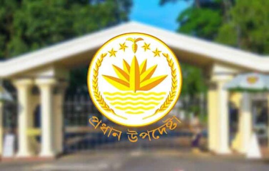 যে কারণে উপদেষ্টা-সচিবদের ওপর ‘ক্ষুব্ধ’ প্রধান উপদেষ্টা