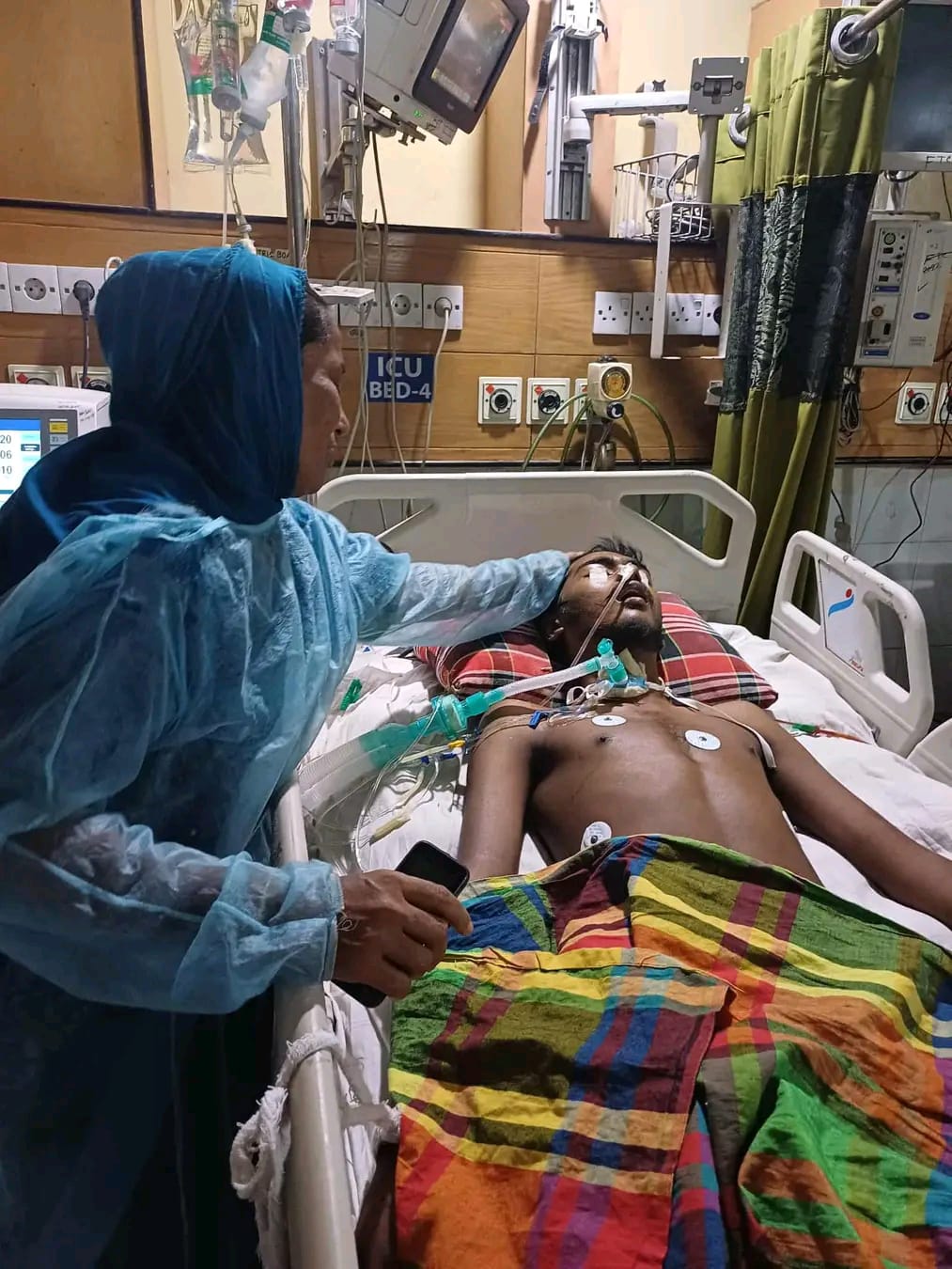 কুমিল্লার অলুয়া গ্রামের সুজন কিশোরগ্যাংয়ের হামলায় নিহত– এলাকায় শোকের ছায়া