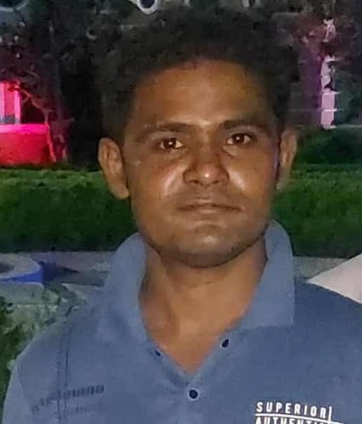 কাঁচপুর সোনাপুর বটতলায় মাদক সম্রাট,রাসেল ওরফে(অপু)এর আতঙ্কে রয়েছে এলাকাবাসি