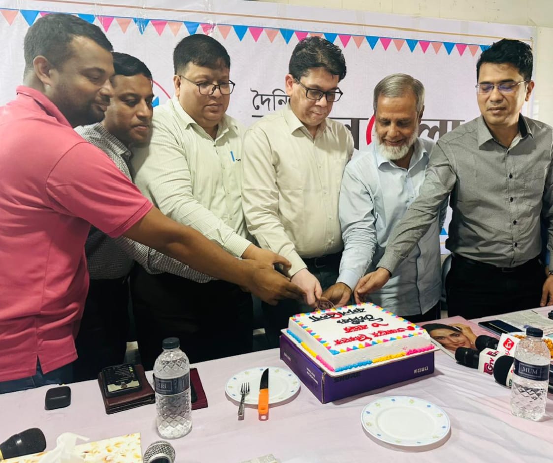 ফেনীতে বর্ণাঢ্য আয়োজনে কালবেলার প্রতিষ্ঠা বার্ষিকী পালিত