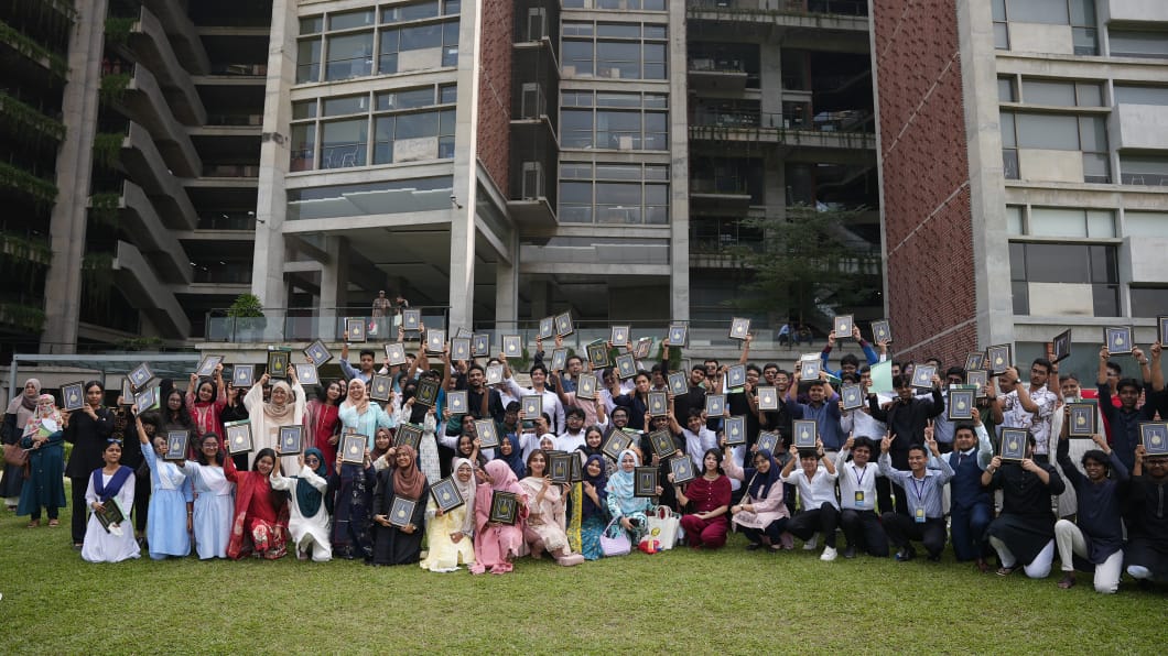 জনপ্রিয় ম্যাগাজিন ক্লারিয়ন কলের ‘এ এবং ‘ও লেবেল এক্সিলেন্স এওয়ার্ড ২০২৫ অনুষ্ঠিত