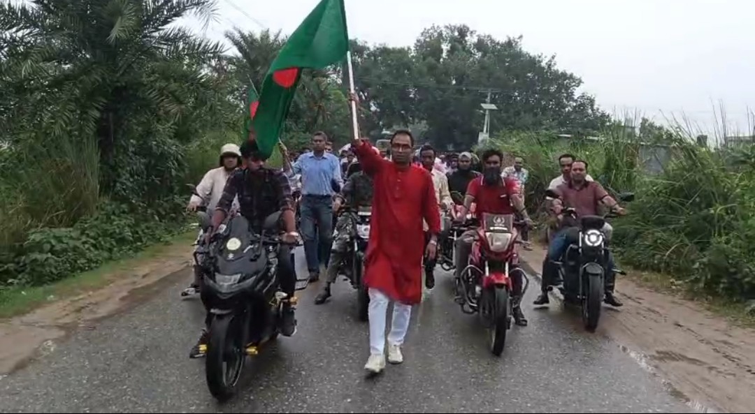 তারেক রহমানের নির্দেশে জয়পুরহাটে বৃষ্টিভেজা শোডাউন