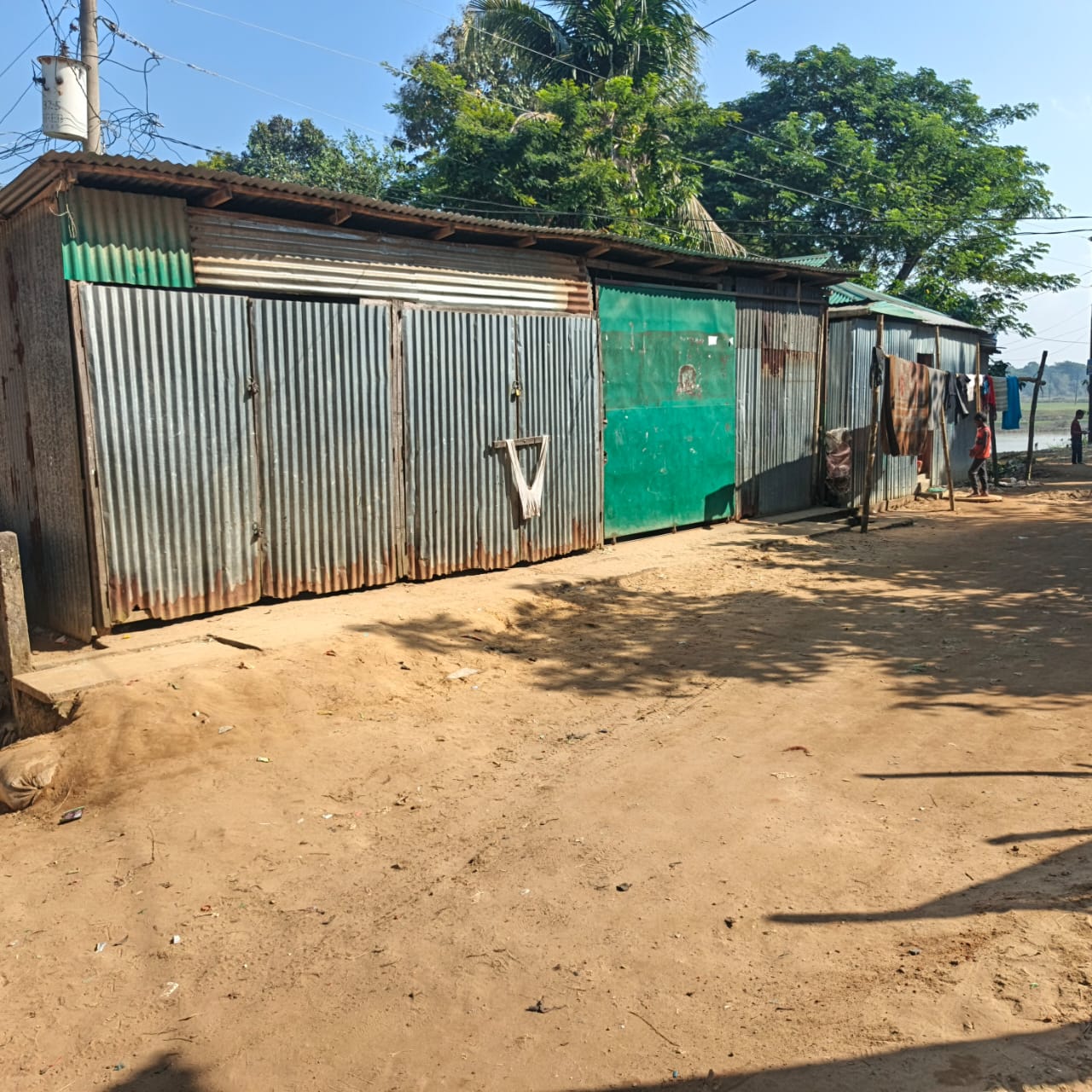 ফেঞ্চুগঞ্জের ছএিশ গ্রামে সরকারি গোপাট ও পূর্বপাড়া দখল: সেলিম মিয়ার বিরুদ্ধে দীর্ঘদিনের অভিযোগ