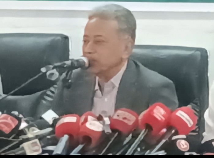 তত্ত্বাবধায়ক সরকারের অধীনে একটি সুষ্ঠু নির্বাচন সম্ভব : আমীর খসরু মাহমুদ চৌধুরী